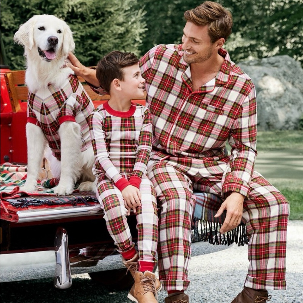 Hanna Anderson - size XL dog PJs